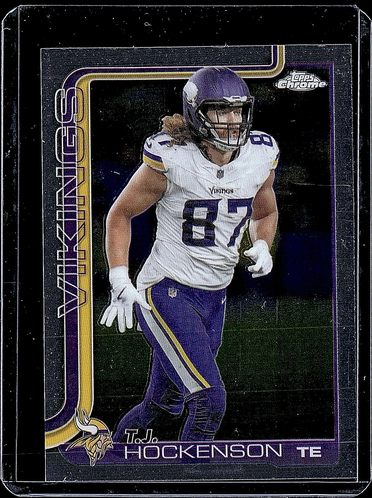2025 Topps Chrome #200 T.J. Hockenson