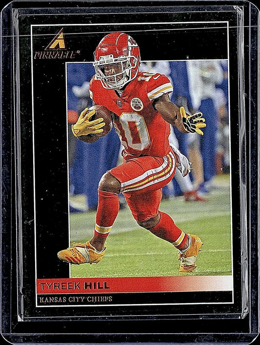 2021 Panini Chronicles #26 Tyreek Hill Pinnacle