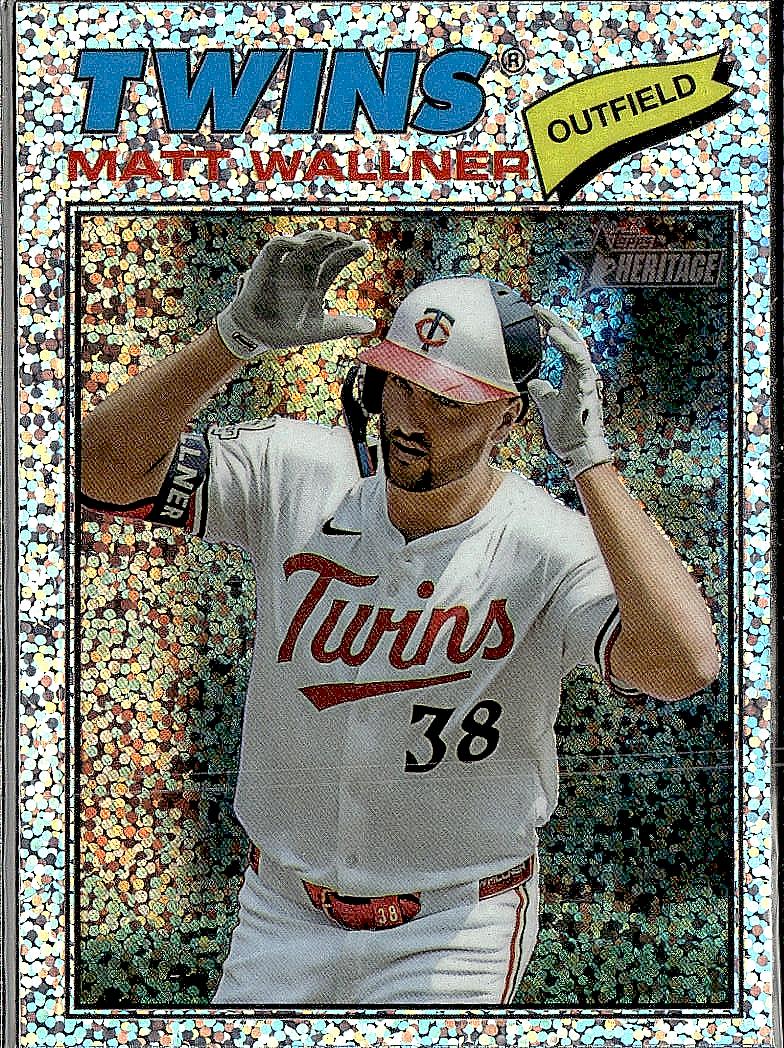 2026 Topps Heritage #319 Matt Wallner Chrome Aqua Sparkle Refractors