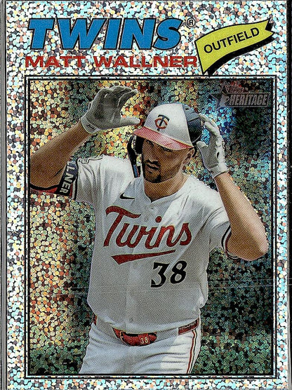 2026 Topps Heritage #319 Matt Wallner Chrome Aqua Sparkle Refractors