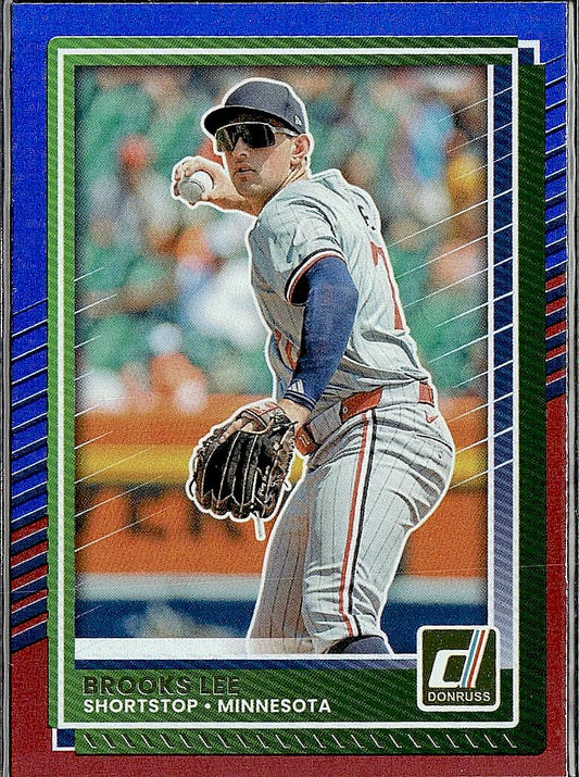 2025 Donruss #73 Brooks Lee Red and Blue